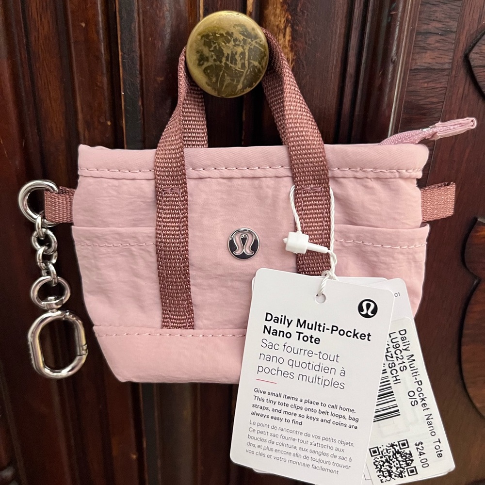 NWT lululemon Daily Multi-Pocket Nano - Picture 14 of 15